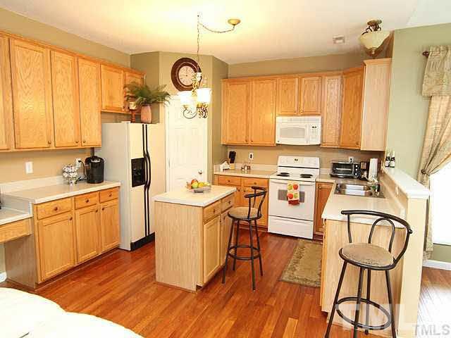 848 Stackhurst Way Wake Forest, NC 27587 - Photo 2 of 13 Gallery Image 2