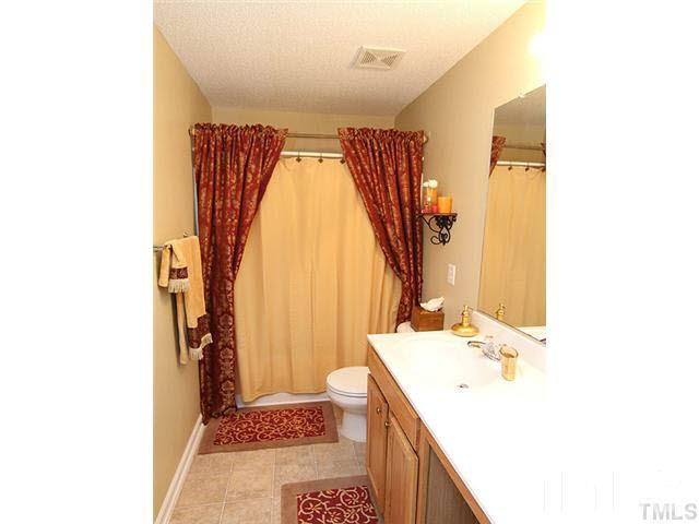 848 Stackhurst Way Wake Forest, NC 27587 - Photo 11 of 13 Gallery Image 11