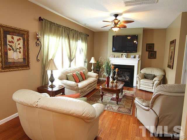 848 Stackhurst Way Wake Forest, NC 27587 - Photo 3 of 13 Gallery Image 3