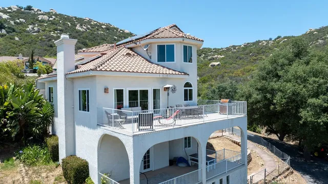 $1,349,000 | 18380 Avenida Caleta, Murrieta, CA 92562