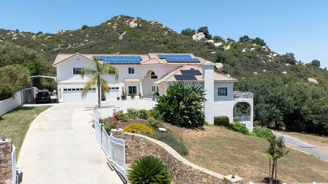 $1,349,000 | 18380 Avenida Caleta, Murrieta, CA 92562