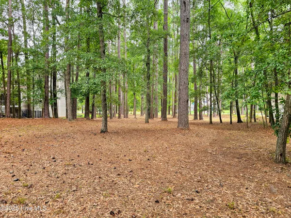 $55,000 | 103 Greenbriar Lane, Washington, NC 27889