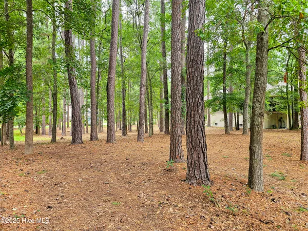 $55,000 | 103 Greenbriar Lane, Washington, NC 27889