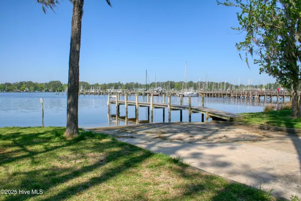 $55,000 | 103 Greenbriar Lane, Washington, NC 27889