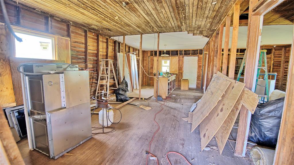 601 Baylor Street Nocona, TX 76255 - Photo 3 of 25