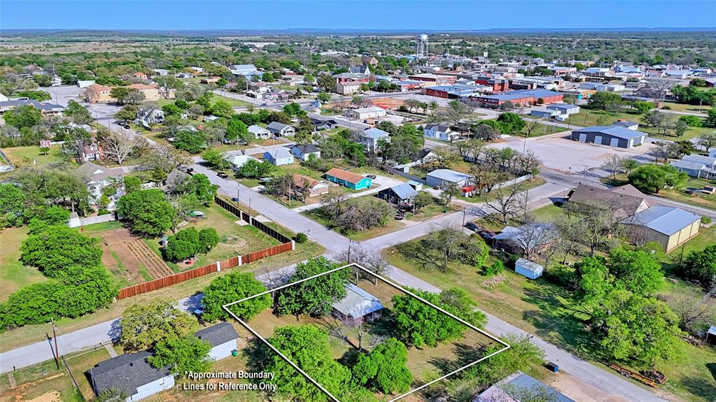 601 Baylor Street Nocona, TX 76255 - Photo 9 of 25