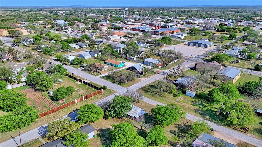 601 Baylor Street Nocona, TX 76255 - Photo 10 of 25