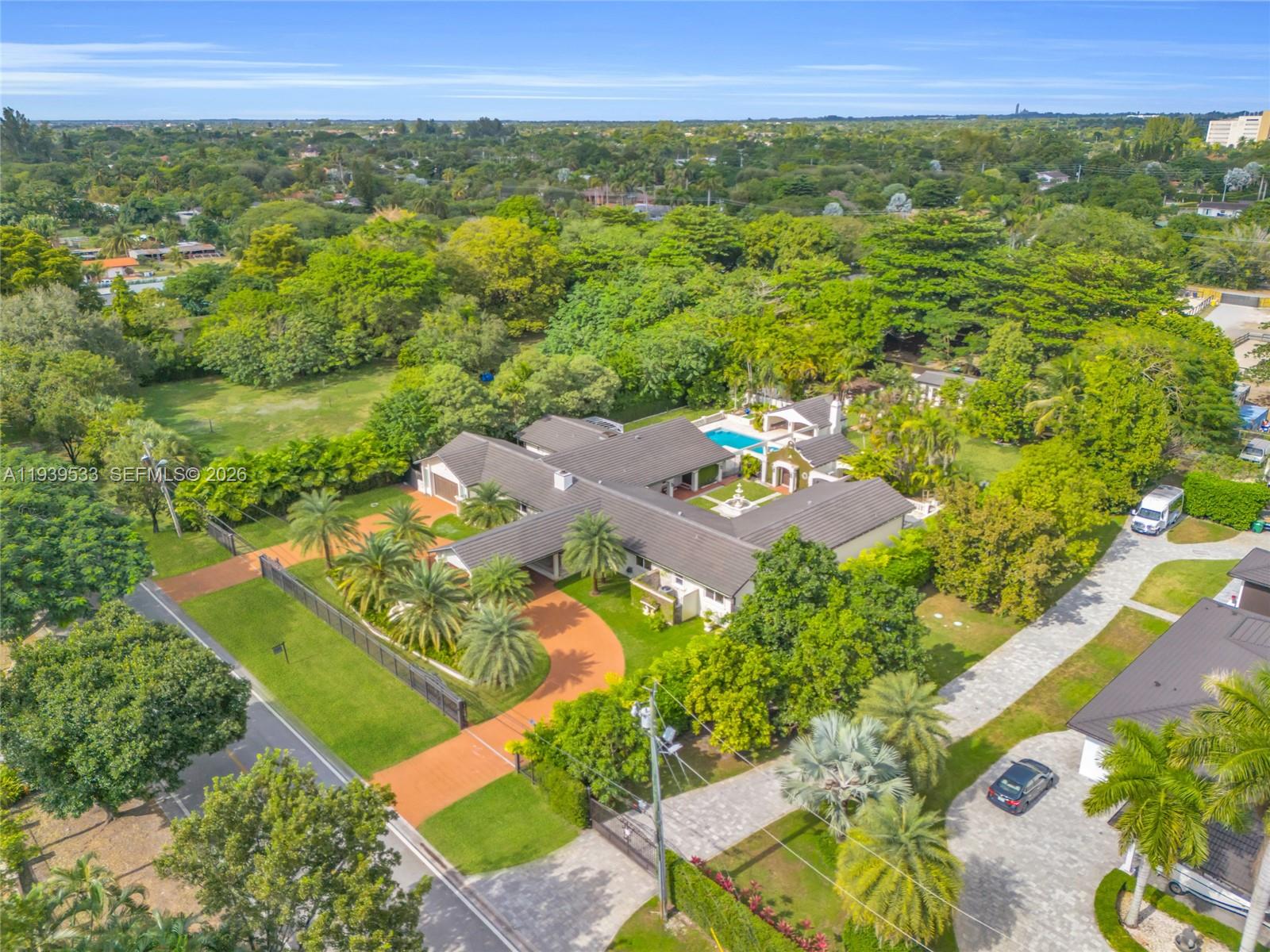 11835 Southwest 47th Street Miami, FL 33175 - Photo 4 of 48 a view of a city