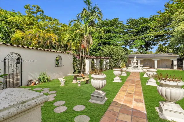a view of house with outdoor space