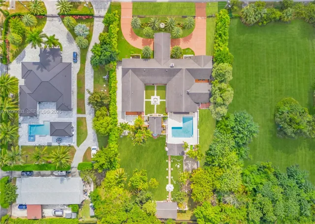 $3,300,000 | 11835 Southwest 47th Street, Miami, FL 33175