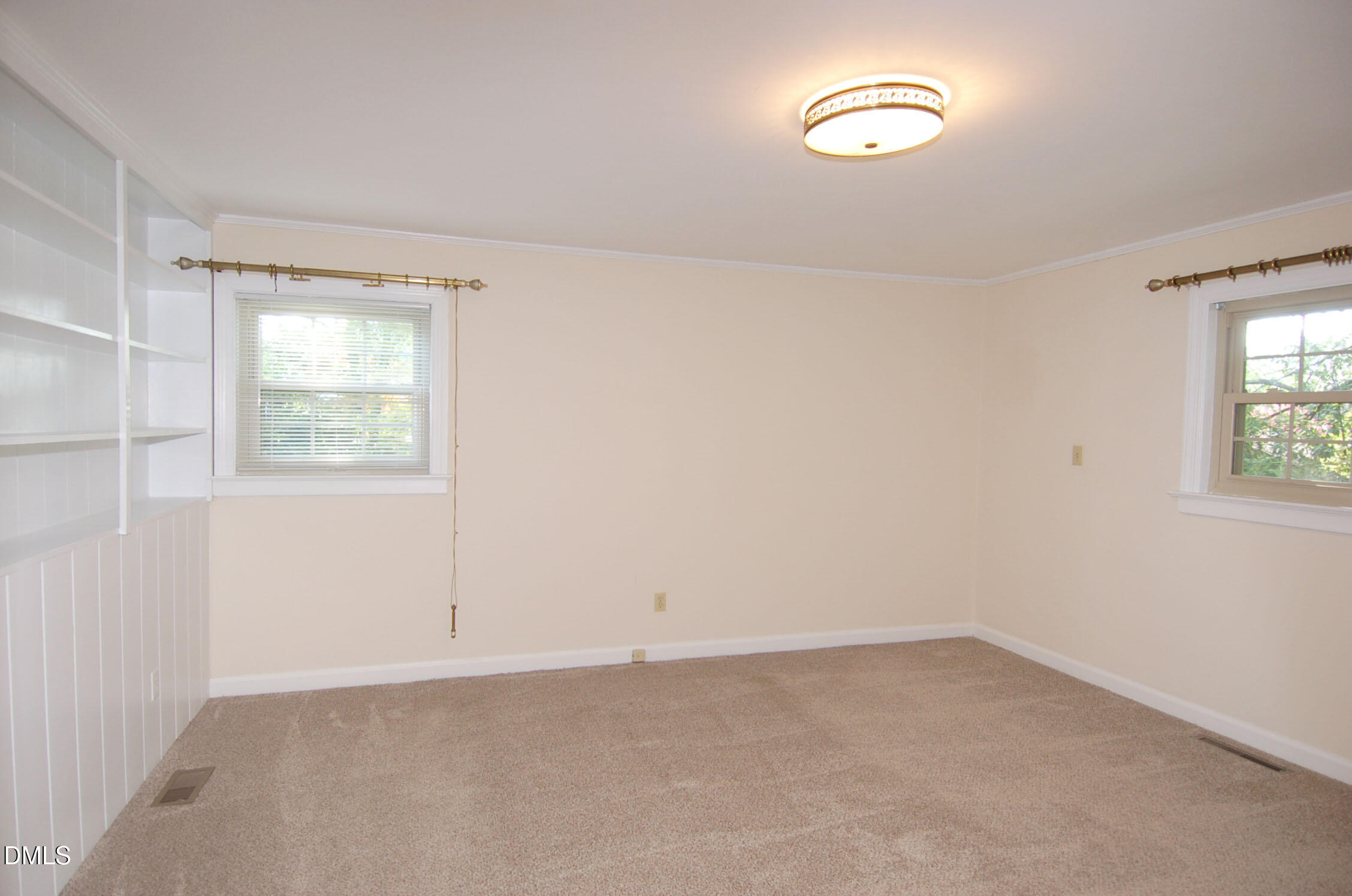 706 Smedes Place Raleigh, NC 27605 - Photo 15 of 21 20 Bdrm4