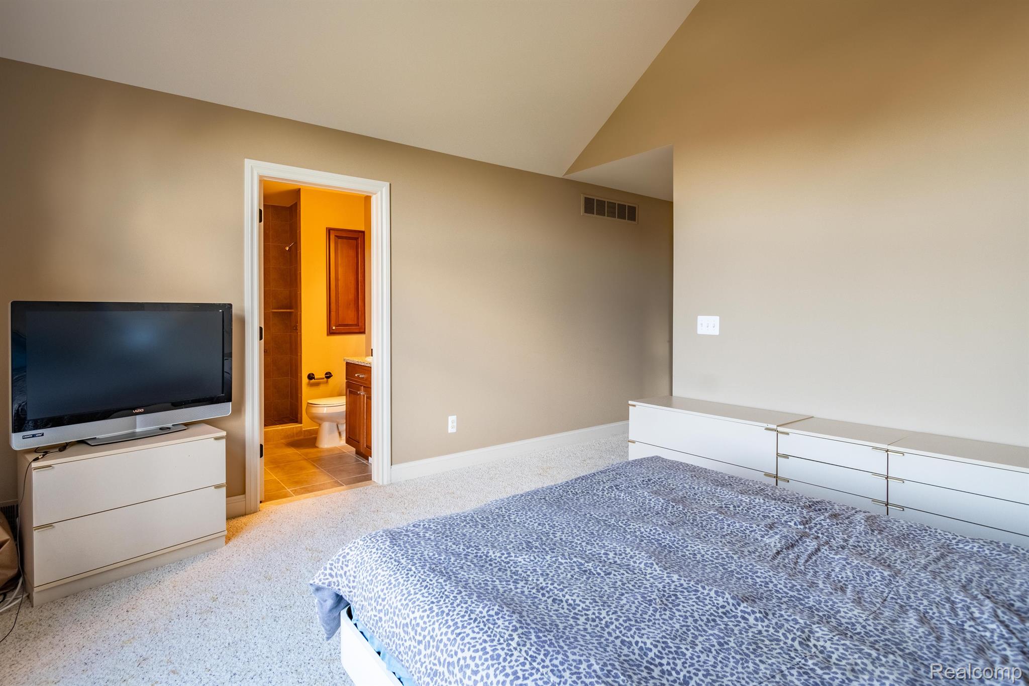 1351 Galena Rochester, MI 48306 - Photo 34 of 60 Gallery Image 34