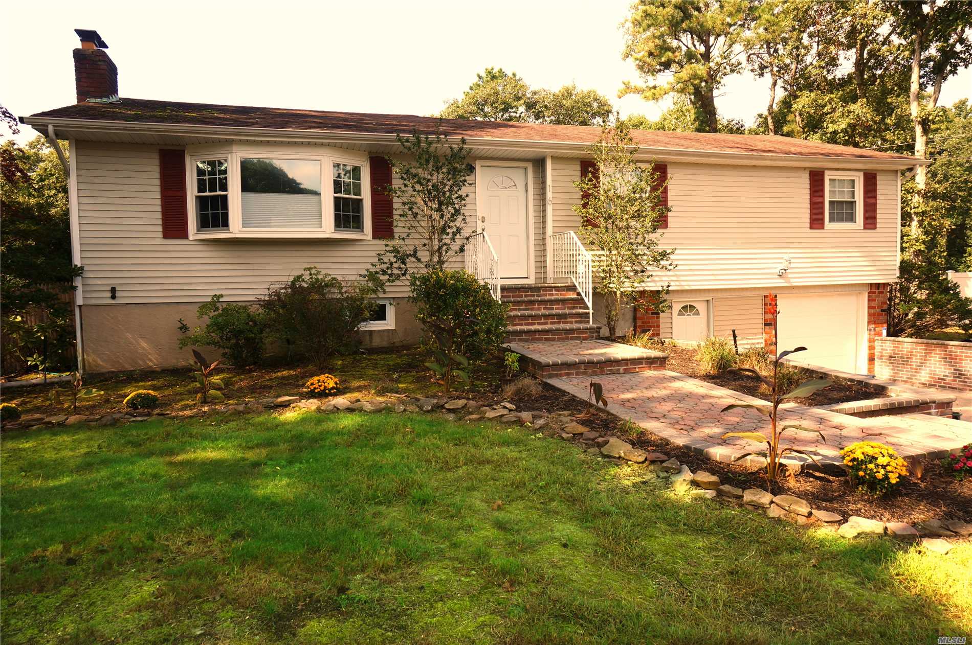 16 Howe Road Coram, NY 11727 - Photo 1 of 1 Gallery Image 1