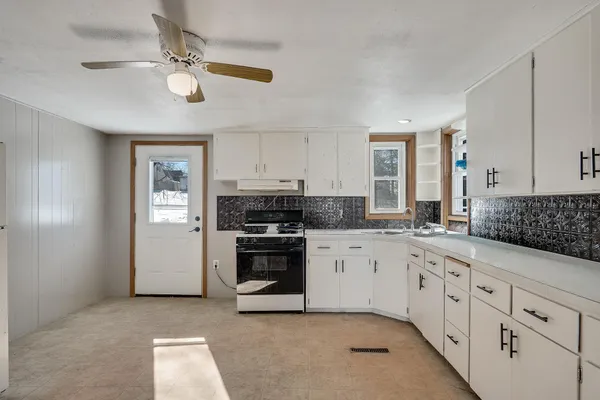 $125,000 | 1004 East Main Street, Caledonia, MN 55921