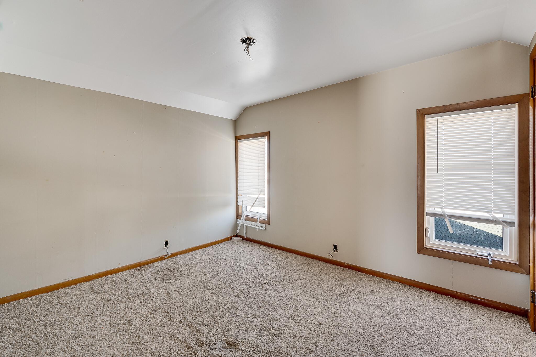 1004 East Main Street Caledonia, MN 55921 - Photo 25 of 38