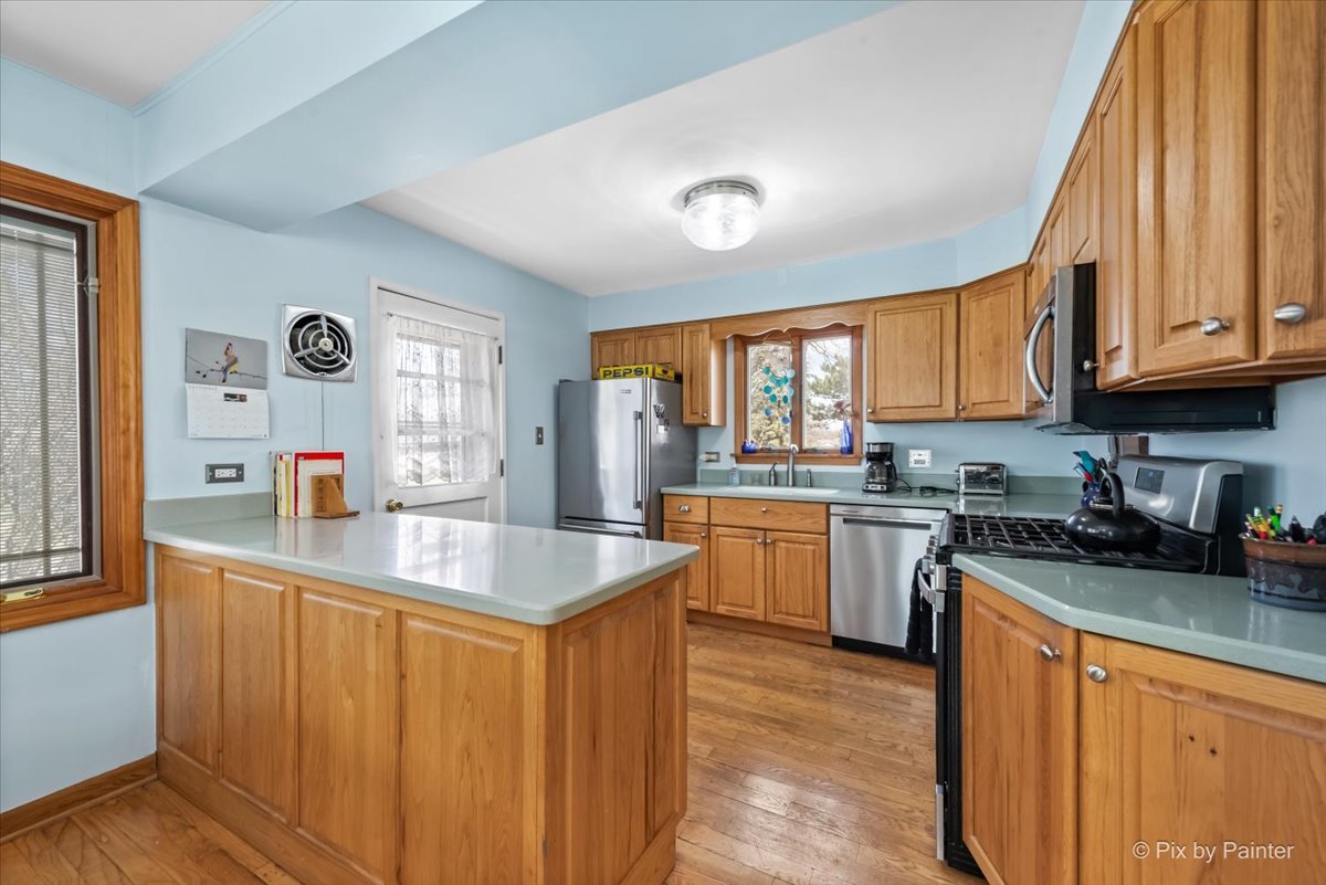 519 South Park Road Lombard, IL 60148 - Photo 5 of 21 Gallery Image 5