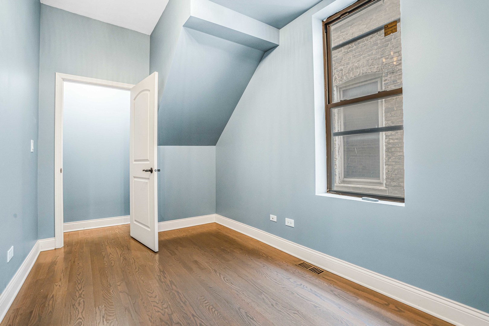 3736 West Cermak Road Chicago, IL 60623 - Photo 5 of 22