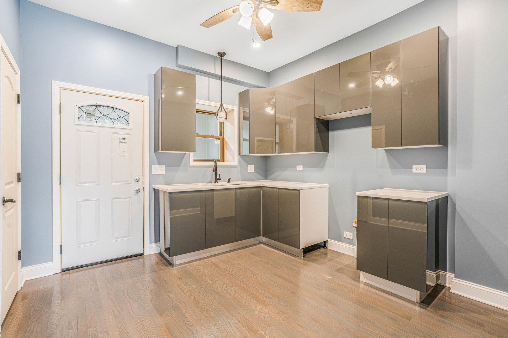 3736 West Cermak Road Chicago, IL 60623 - Photo 7 of 22