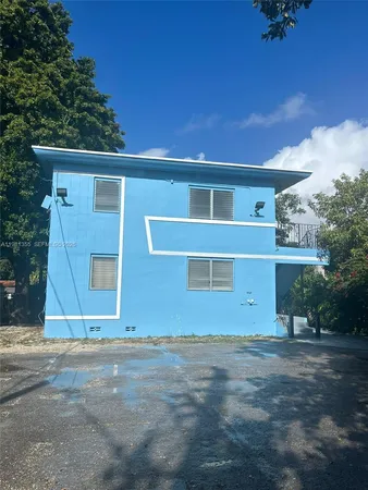 $1,600 | 1565 Southwest 6th Street, Unit 5, Miami, FL 33135