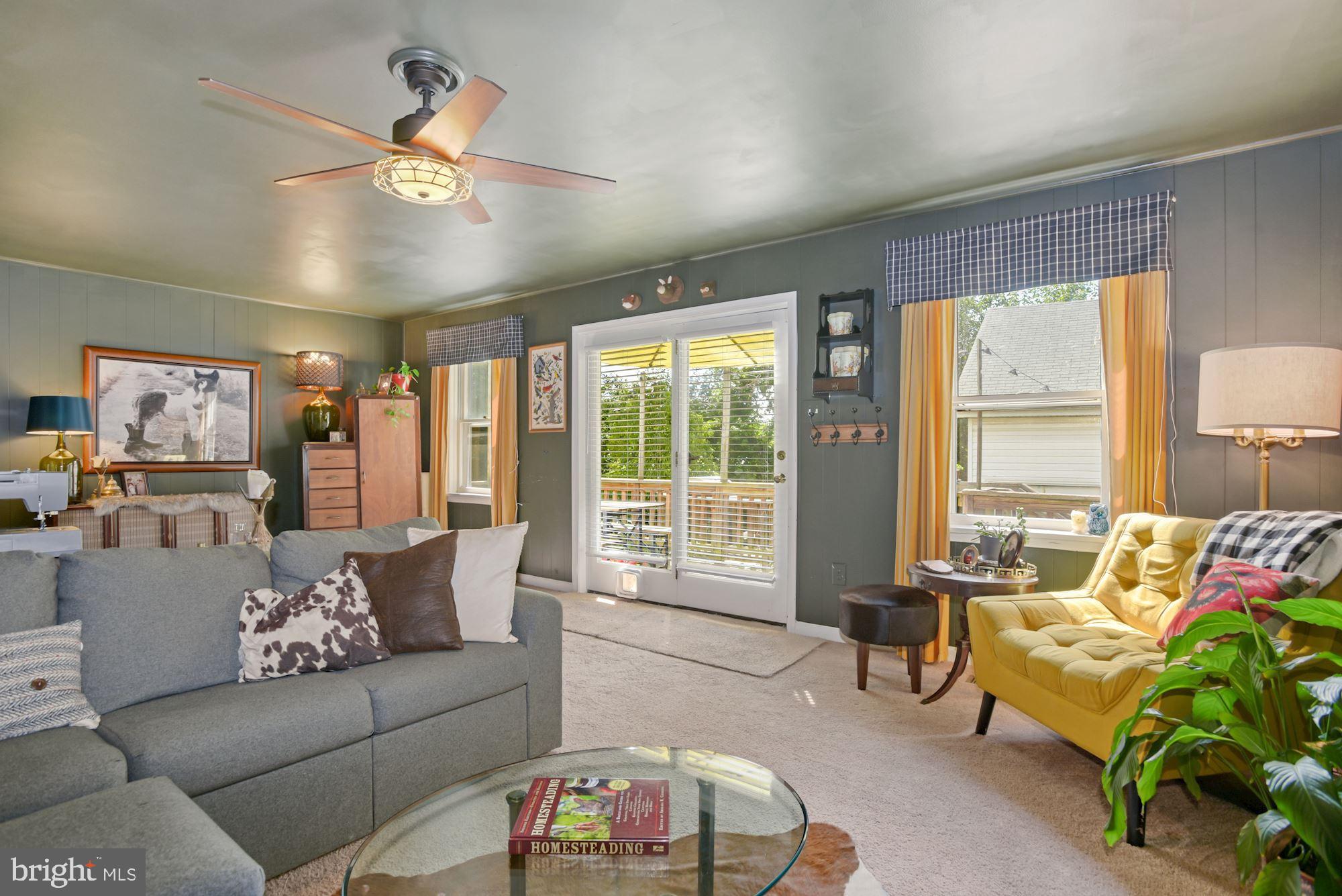 4112 Addison Road Fairfax, VA 22030 - Photo 25 of 51 Living to Deck