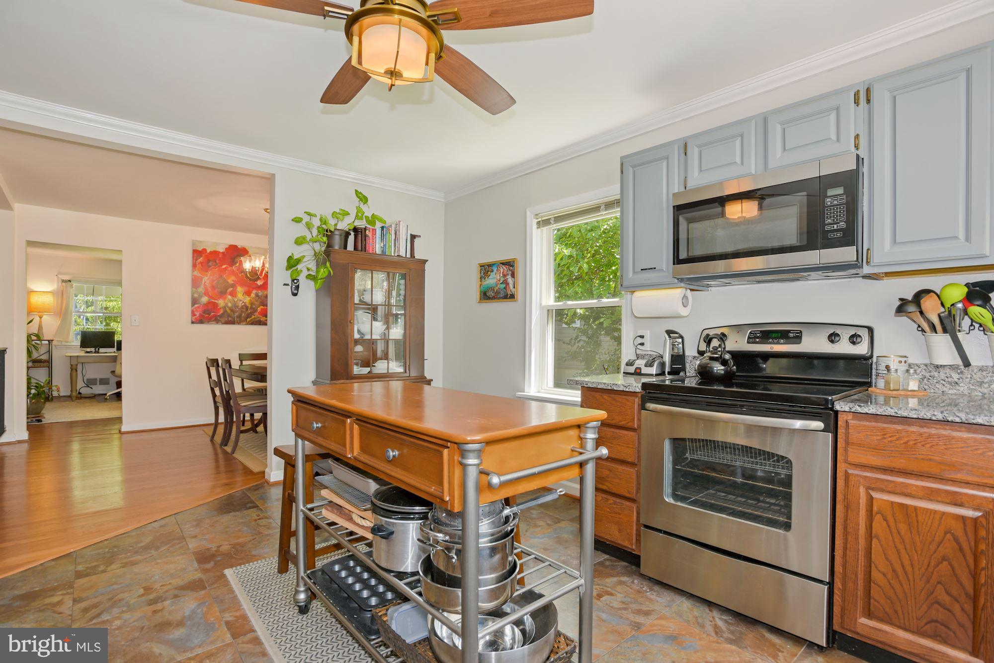 4112 Addison Road Fairfax, VA 22030 - Photo 31 of 51 Kitchen