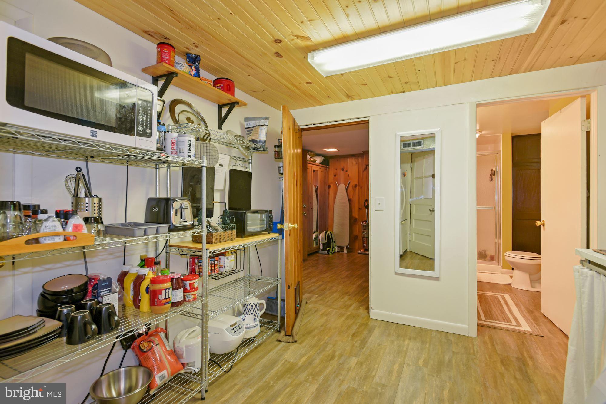 4112 Addison Road Fairfax, VA 22030 - Photo 40 of 51 Kitchenette