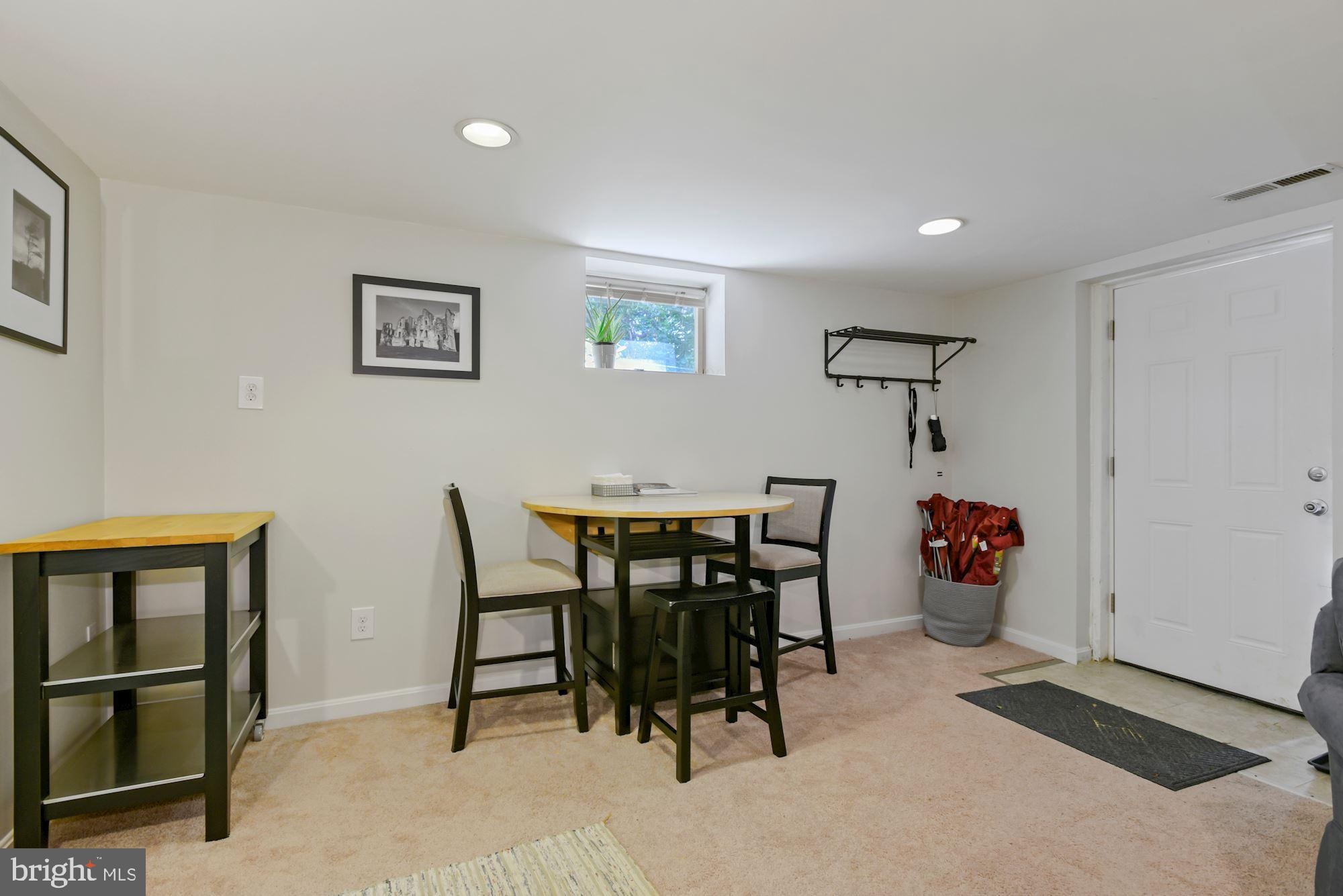 4112 Addison Road Fairfax, VA 22030 - Photo 44 of 51 Gallery Image 44
