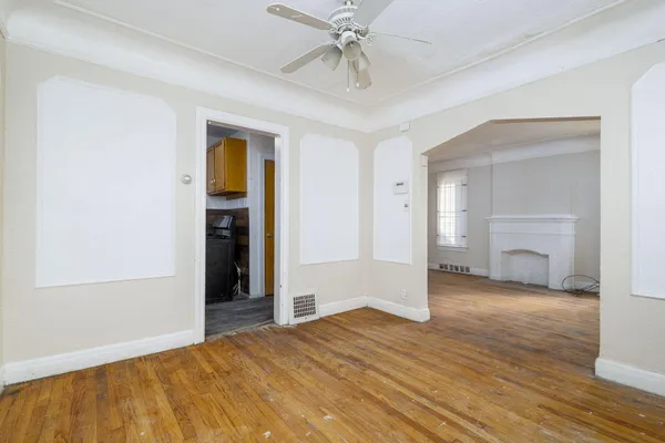 $1,000 | 13067 Wade Street, Detroit, MI 48213