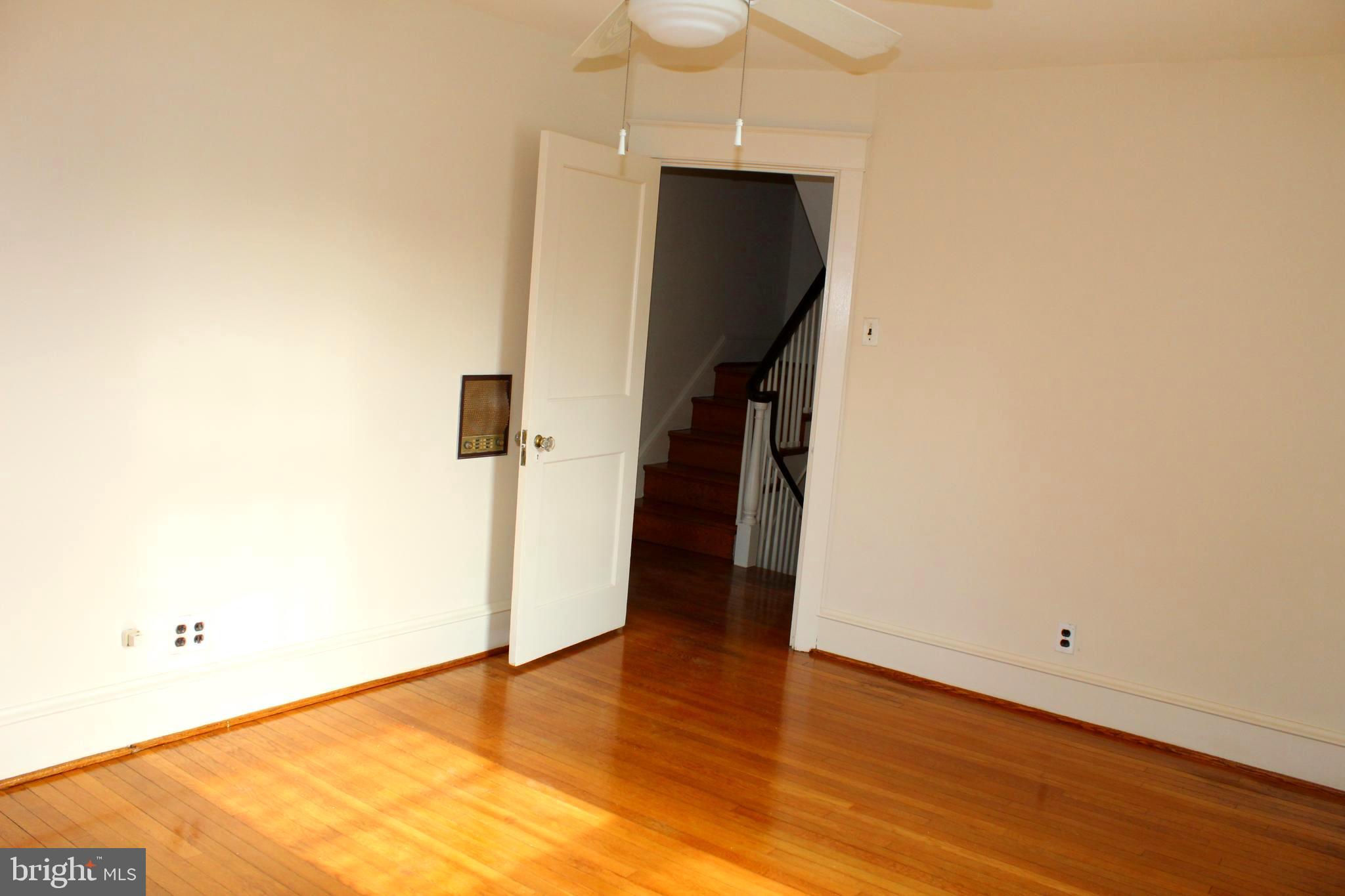 12 Gladstone Road Lansdowne, PA 19050 - Photo 25 of 49 Bedroom 1