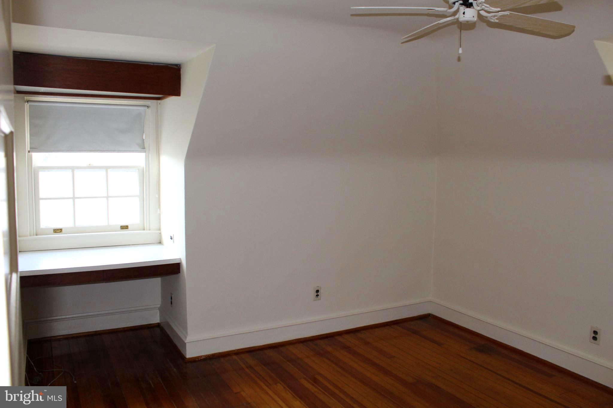 12 Gladstone Road Lansdowne, PA 19050 - Photo 33 of 49 Bedroom 5 - Third floor