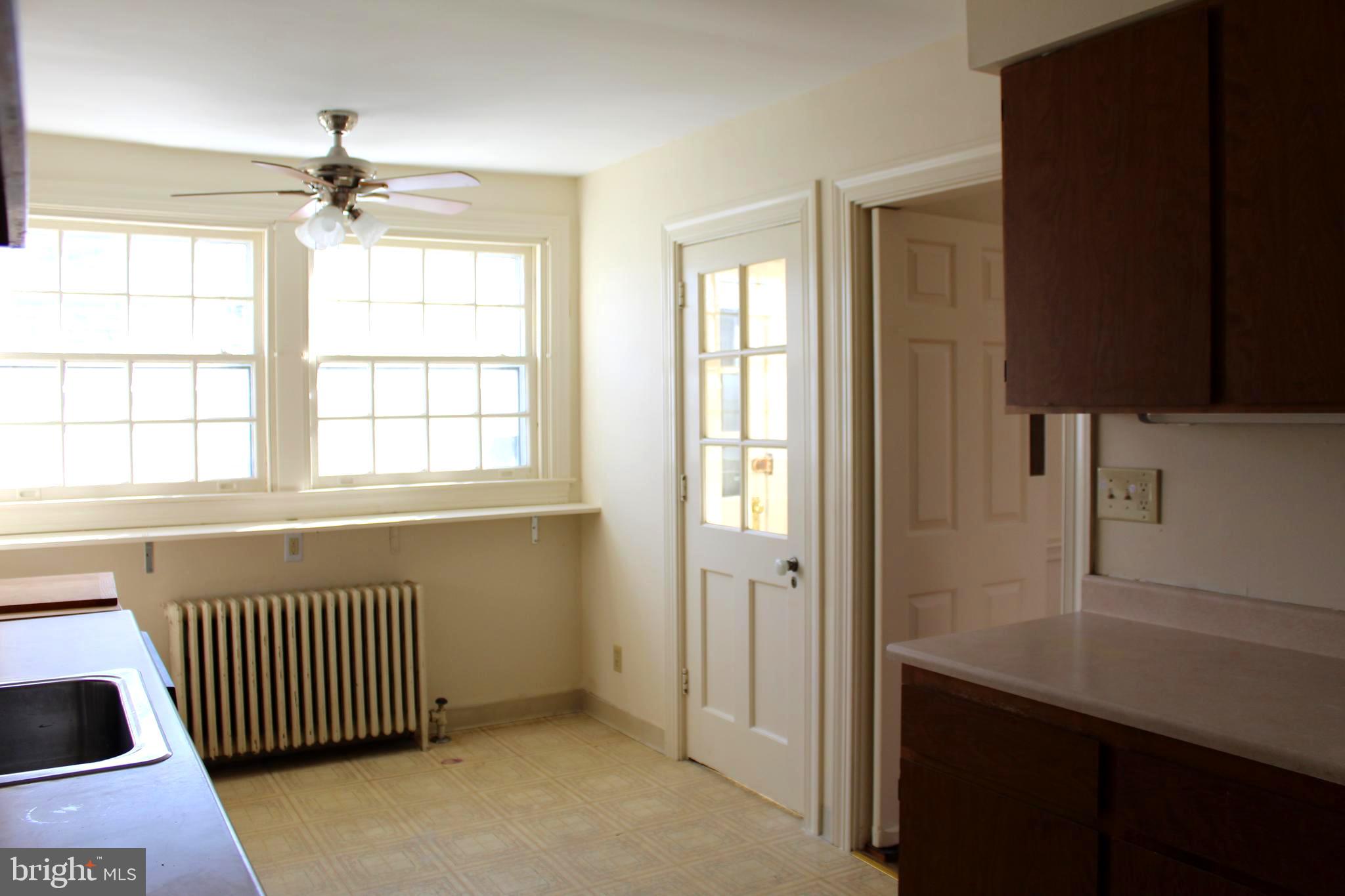 12 Gladstone Road Lansdowne, PA 19050 - Photo 5 of 49 Kitchen, facing garage