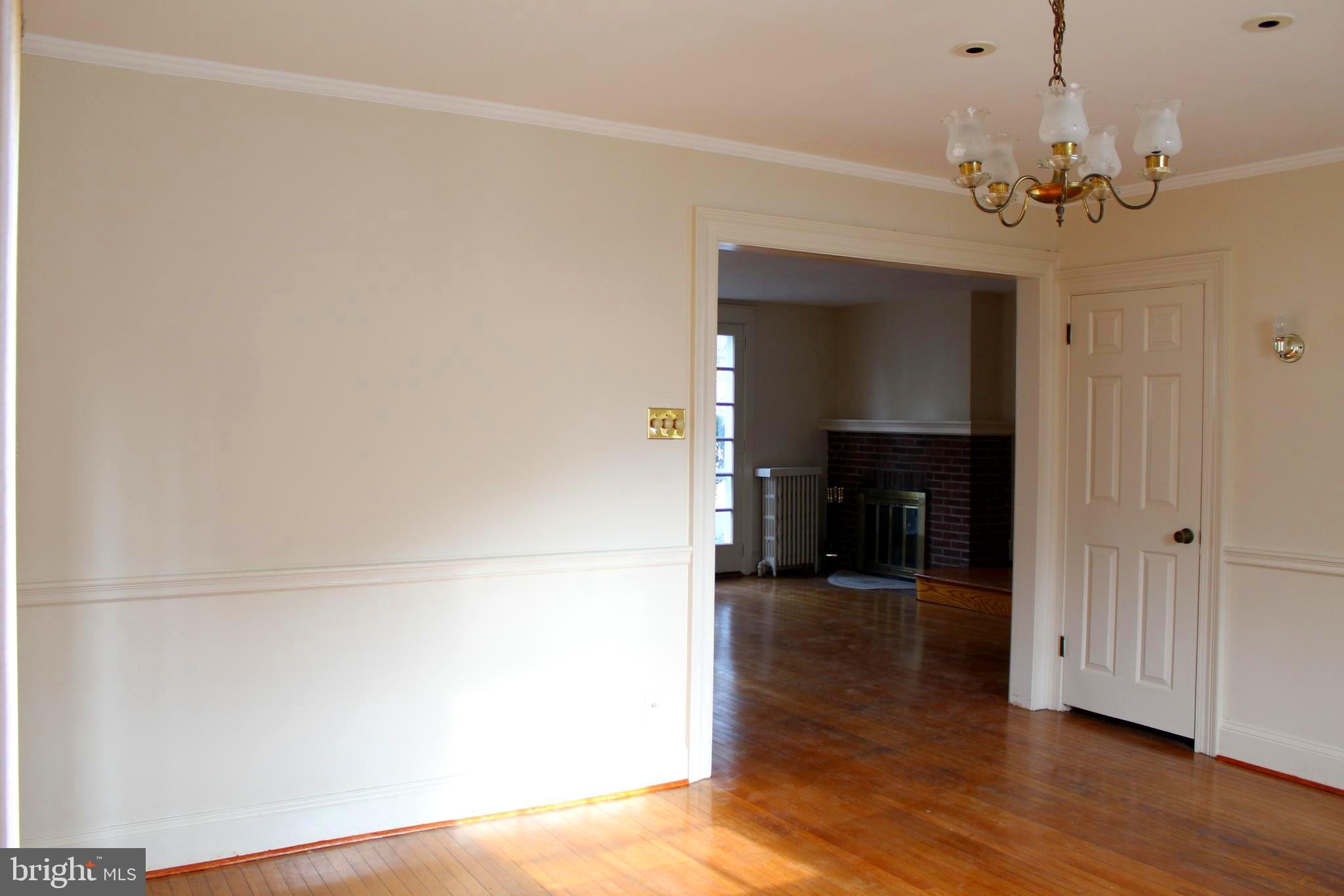 12 Gladstone Road Lansdowne, PA 19050 - Photo 9 of 49 Dining room looking into living room