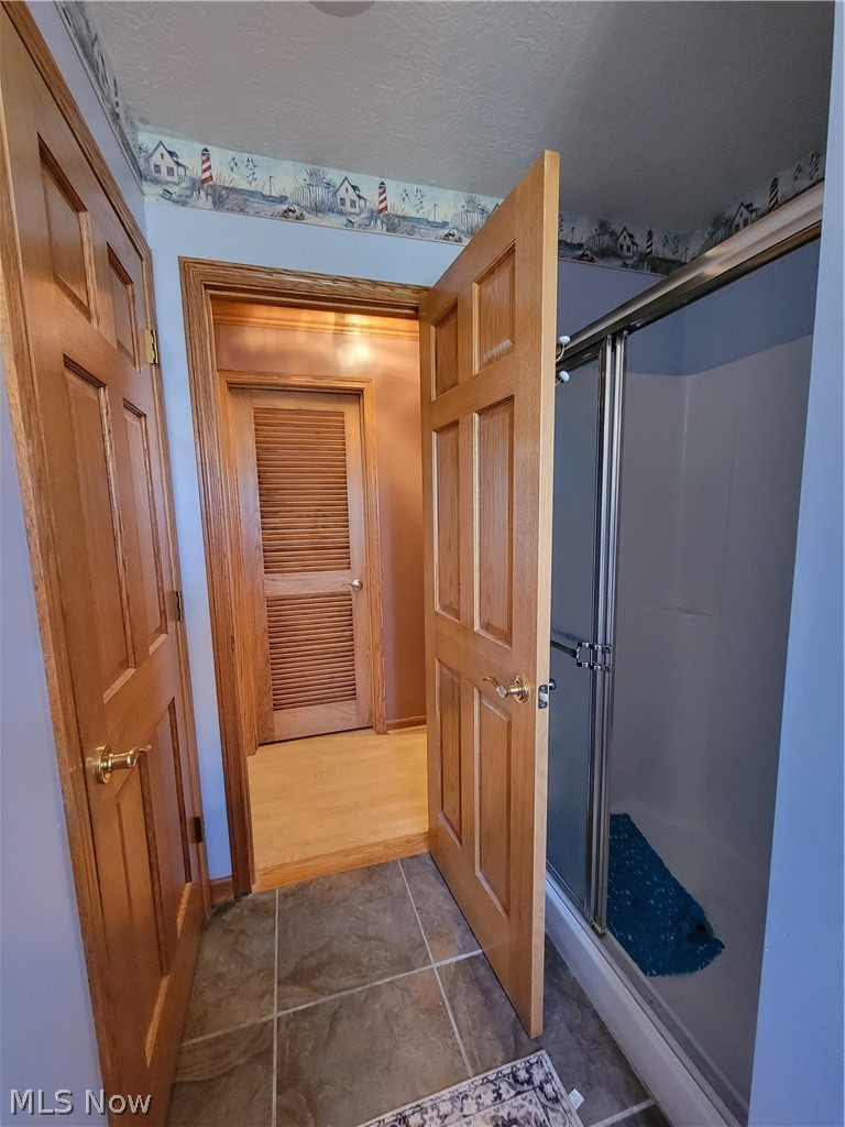 17276 Quarry Road Wellington, OH 44090 - Photo 14 of 35 Master bath 1st floor