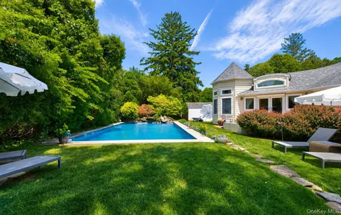 $1,599,999 | 81 Lawrence Hill Road, Huntington, NY 11743