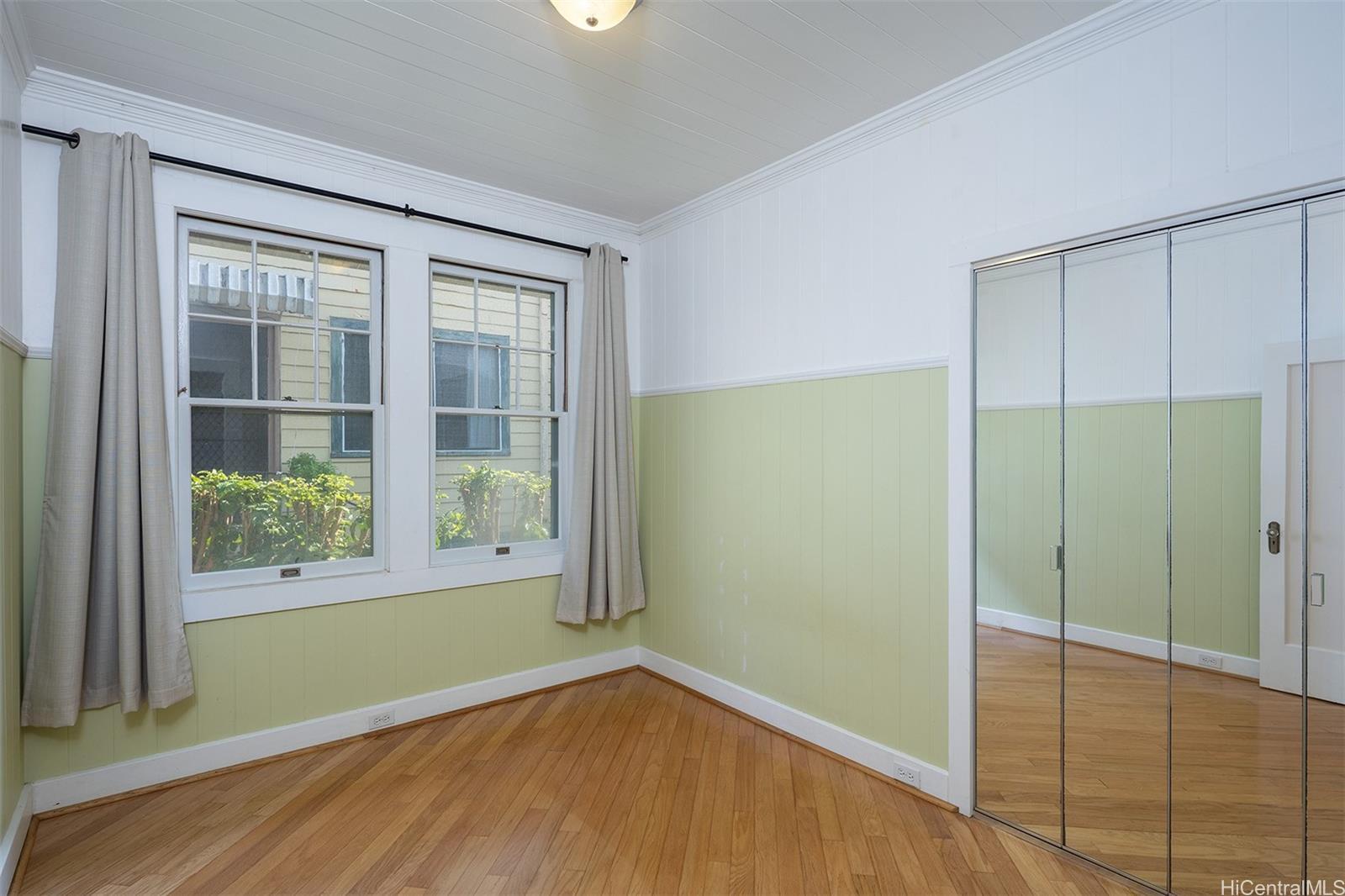 2238 Ho'onanea Street Honolulu, HI 96822 - Photo 10 of 20