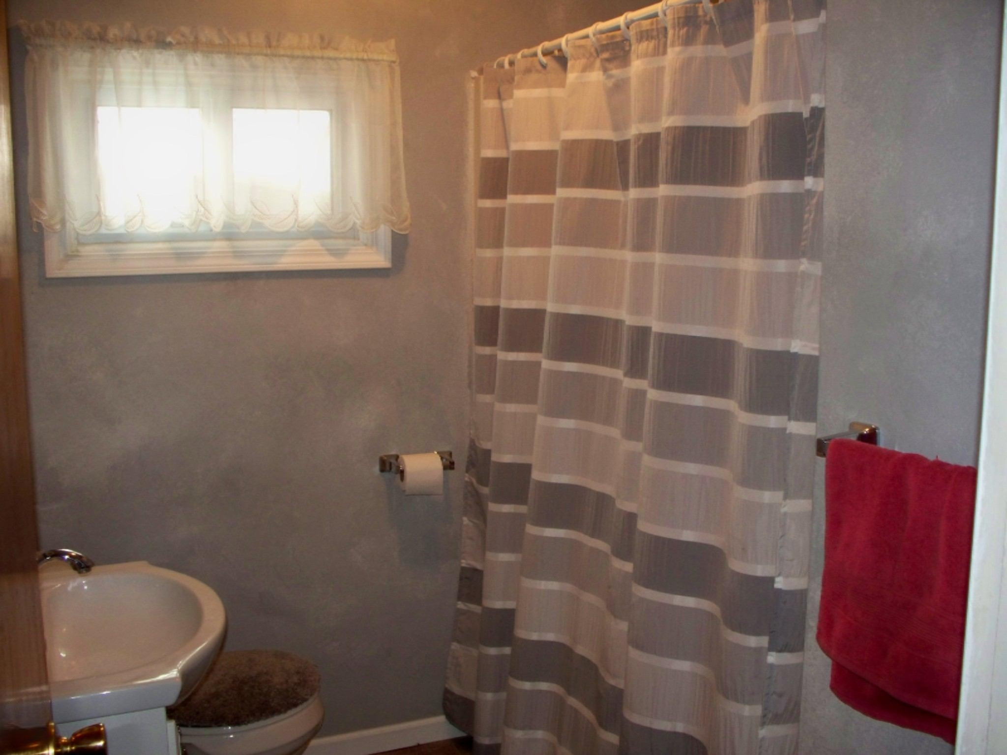 7877 Ionia Road Portland, MI 48875 - Photo 15 of 21 128_5120