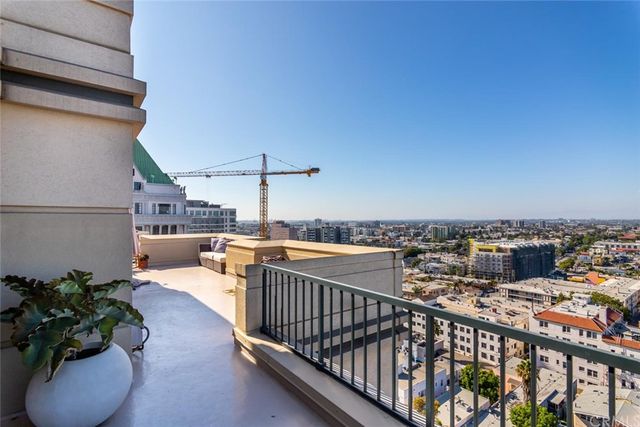 $625,000 | 850 East Ocean Boulevard, Unit 1501, Long Beach, CA 90802