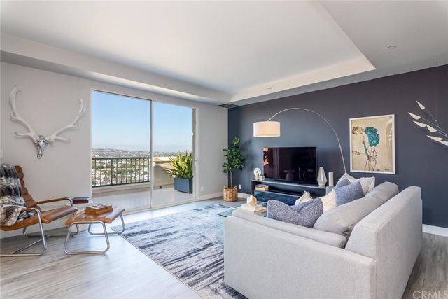 $625,000 | 850 East Ocean Boulevard, Unit 1501, Long Beach, CA 90802