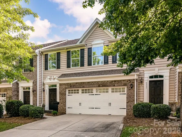 $449,000 | 9333 Alice McGinn Drive, Charlotte, NC 28277