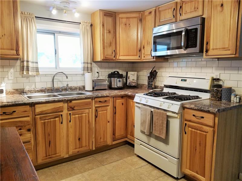 1224 Gringo Clinton Road Aliquippa, PA 15001 - Photo 3 of 16 Gallery Image 3