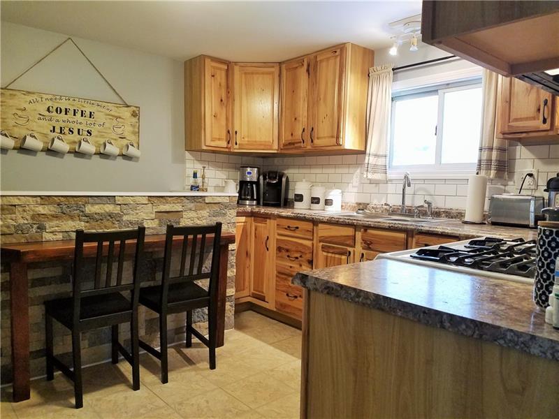 1224 Gringo Clinton Road Aliquippa, PA 15001 - Photo 4 of 16 Gallery Image 4