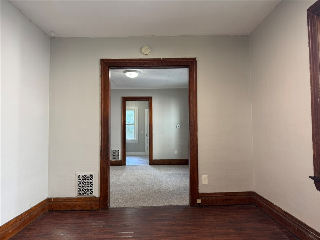 481-483 Hawley Street Rochester, NY 14611 - Photo 7 of 20 Gallery Image 7