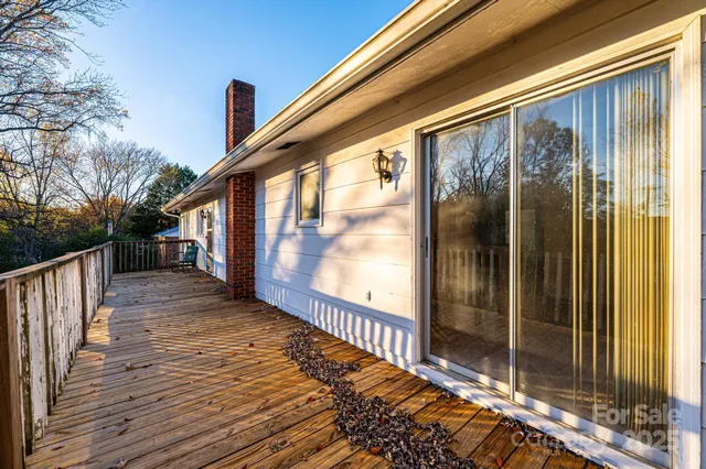 a view of backyard with green space