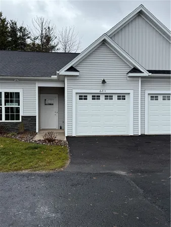 $309,900 | 6211 Blossom Ridge Circle, Ontario, NY 14519