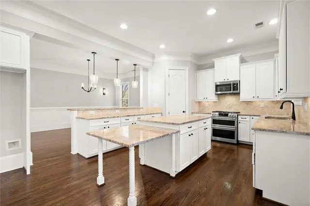 $949,900 | 6272 Mount Vernon Oaks Drive, Sandy Springs, GA 30328