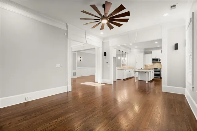 $949,900 | 6272 Mount Vernon Oaks Drive, Sandy Springs, GA 30328