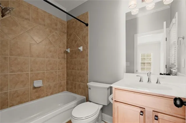 $949,900 | 6272 Mount Vernon Oaks Drive, Sandy Springs, GA 30328