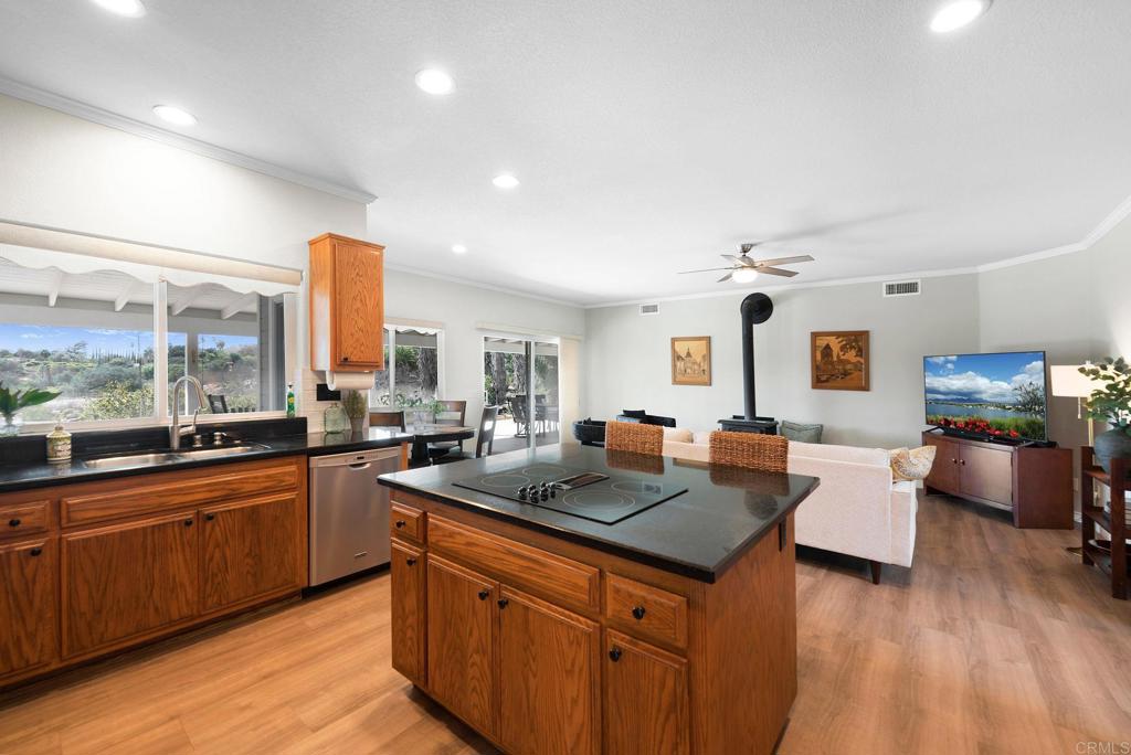 1850 Canyon Heights Road Fallbrook, CA 92028 - Photo 20 of 52 Gallery Image 20