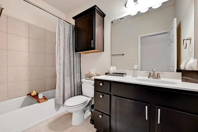 $2,395 | 7709 Menchaca Road, Unit 10, Austin, TX 78745