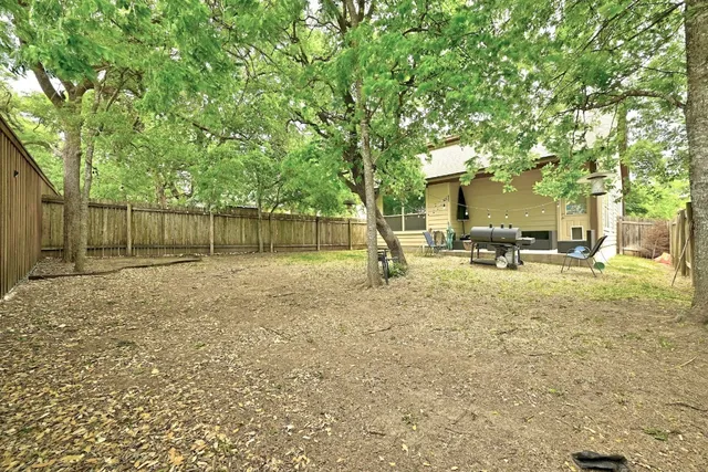 $2,395 | 7709 Menchaca Road, Unit 10, Austin, TX 78745